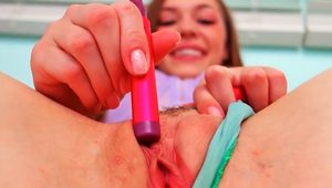  Aurielle Summers playing with some sex toys during solo action