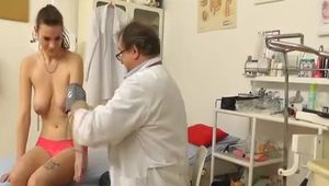  Voyeur doctor put a hidden cam in his exam room