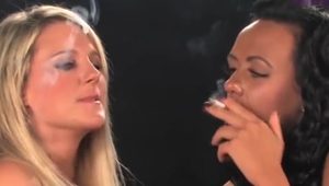  Smoking Fetish Lesbians Kissing big tits