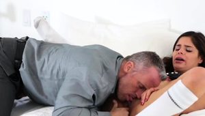  Father ally's daughter in same bed first time Stepchum's dau