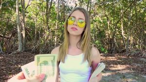  Girl decides that extra cash won't hurt and has sex with stranger