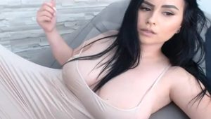  Huge bouncy boobs went wild on cam